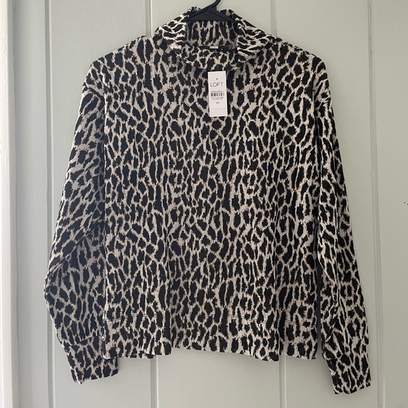 NWT Loft Cheetah Print Mock Turtleneck Top / XS / Great Condition—New - Picture 1 of 7